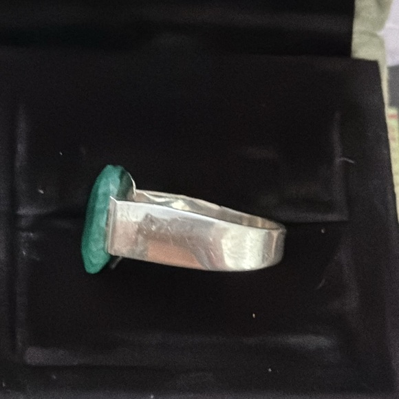 SOLD sterling silver 6 carat raw emerald ring - Picture 3 of 3